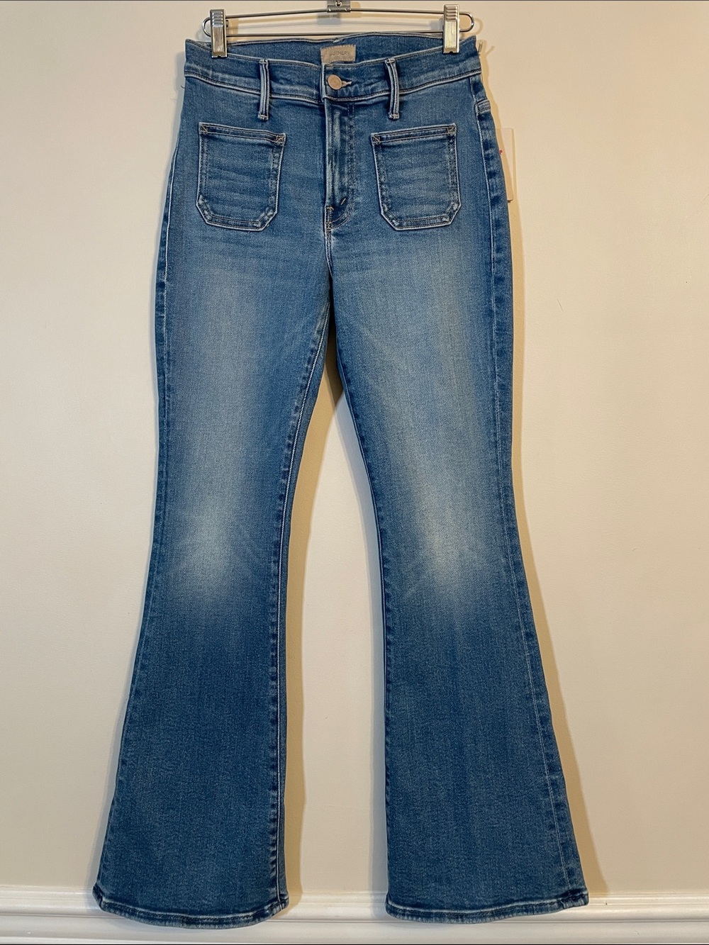 NWT MOTHER Lil' Patch Pocket Weekender Flare Jeans in Poppin Wheelies - Size 27
